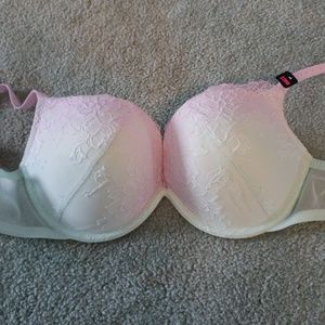 La Senza bra
